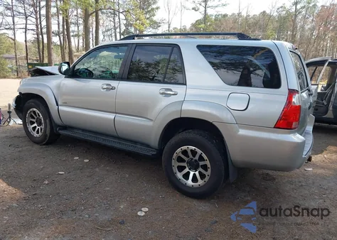 2006 Toyota 4Runner Sr5 V6 z USA, uszkodzony, nr VIN JTEZU14R060073092